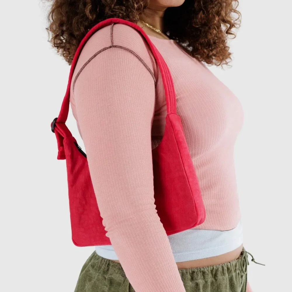 Baggu Mini Nylon Shoulder Bag Candy Apple Red Slouchy Hobo Travel Buckle - Picture 3 of 16